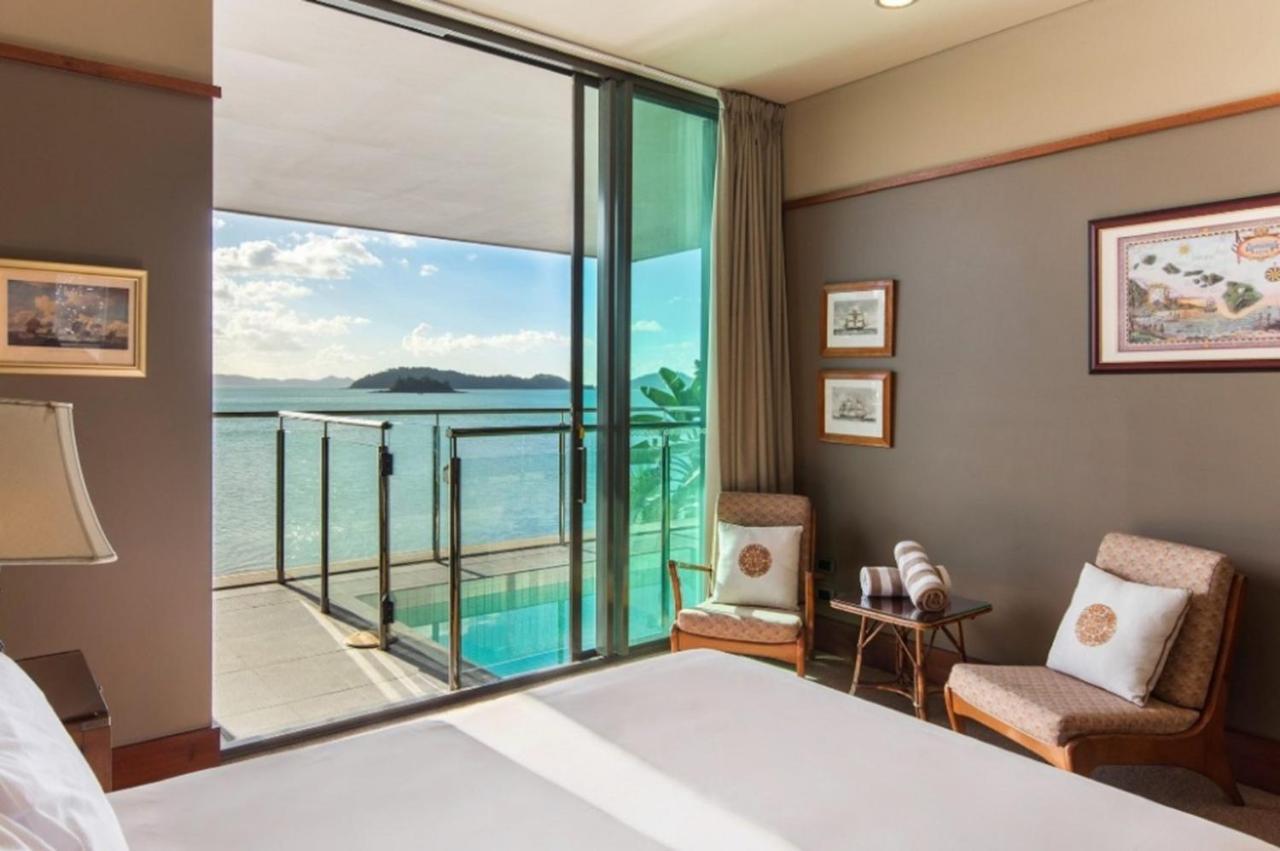 Yacht Club 19 Villa Bijou De Mer Ocean Front Private Pool 2 Buggies Hamilton Island Bagian luar foto